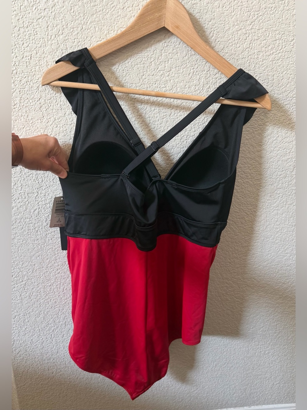 Torrid X Disney 2 (2X) 18-20 Mickey Ruffle V Neck One Piece Swimsuit MSRP $99.50 - Picture 13 of 13